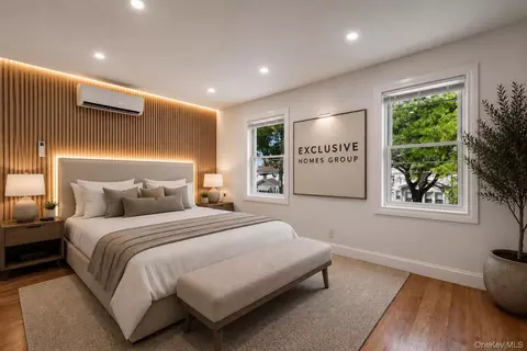 122-19 Lucas St, New York, NY 11413
