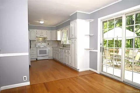 Kitchen - 16 Greenridge Ct, Kent, NY 10512 photo 3 of 3