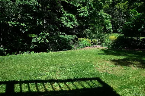Exterior - 16 Greenridge Ct, Kent, NY 10512 photo 4 of 6