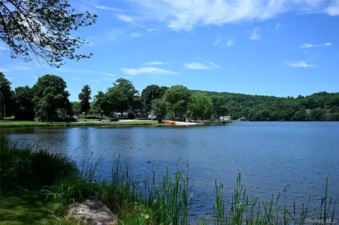 View/Area - 16 Greenridge Ct, Kent, NY 10512 photo 1 of 3