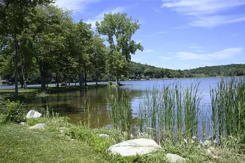 View/Area - 16 Greenridge Ct, Kent, NY 10512 photo 2 of 3