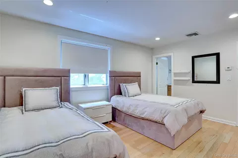 Bedroom - 167 E Willow Tree Rd, Ramapo, NY 10977 photo 6 of 6