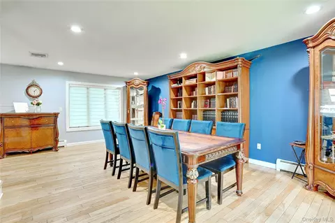 Dining - 167 E Willow Tree Rd, Ramapo, NY 10977 photo 1 of 4