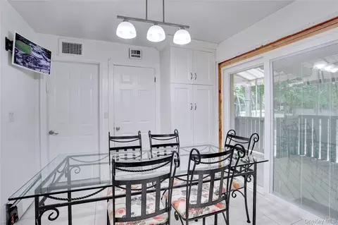 Dining - 167 E Willow Tree Rd, Ramapo, NY 10977 photo 4 of 4