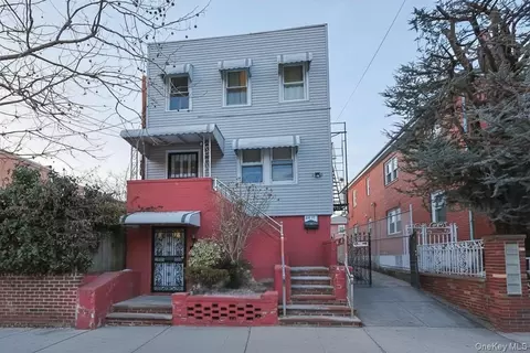 6511 Perry Ave, New York, NY 11378