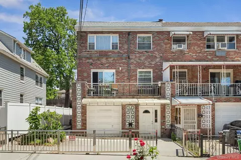 2562 Seymour Ave, New York, NY 10469