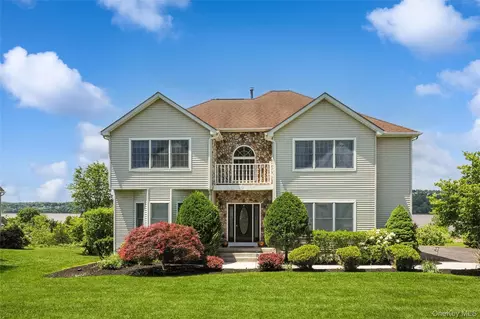 241 Old Castle Point Rd, Wappingers Falls, NY 12590