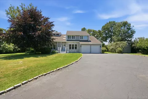 117 Southfield Rd, Baiting Hollow, NY 11933
