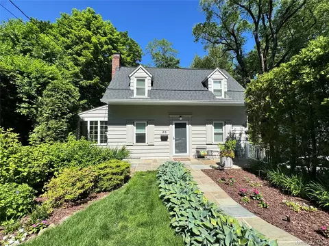 23 Chadwick Rd, White Plains, NY 10604