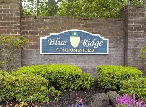 693 Blue Rdg, Medford, NY 11763