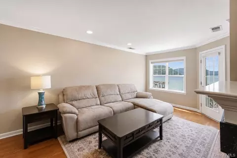 Living - 323 Waterside Close, Peekskill, NY 10566 photo 1 of 1