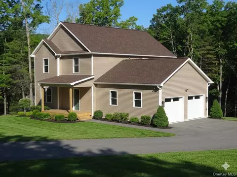 1025 Pine Kill Rd, Mamakating, NY 12790