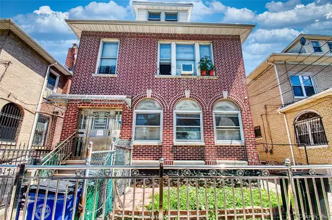 2540 Davidson Ave, New York, NY 10468