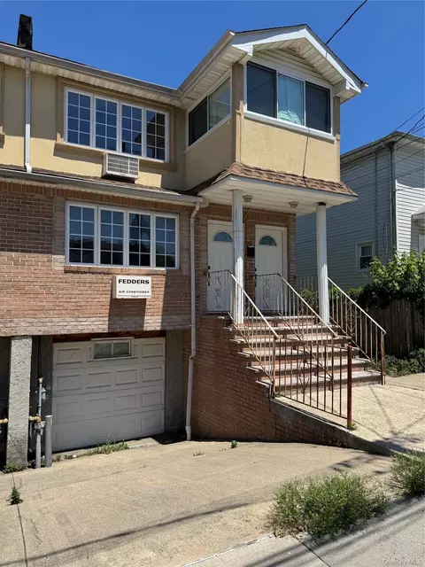 17453 128th Ave, Jamaica, NY 11434