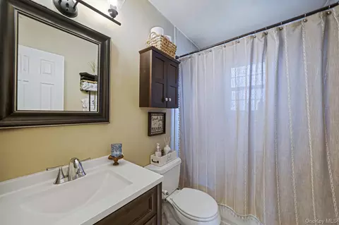 Bath - 51 W Lake Dr, Patchogue, NY 11772 photo 1 of 2