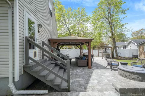 Other - 51 W Lake Dr, Patchogue, NY 11772 photo 6 of 9