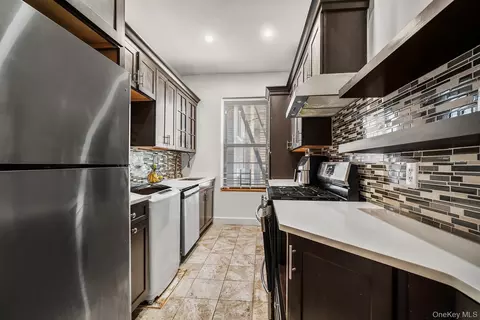 36 Echo Ave #2D, New Rochelle, NY 10801