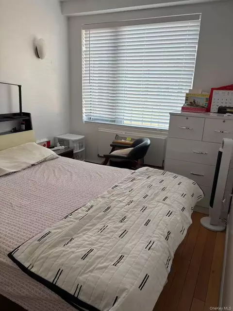 13621 Latimer Pl #6G, Flushing, NY 11354 photo 3