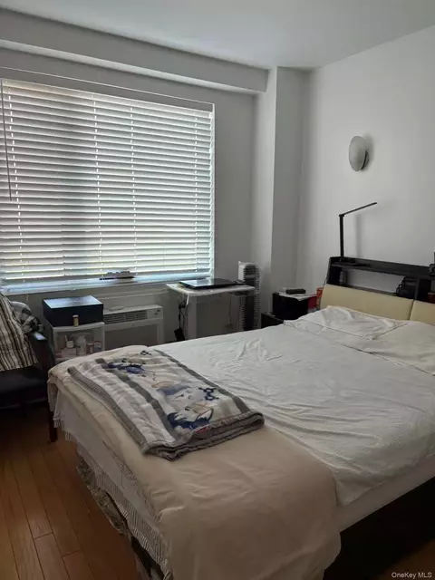 13621 Latimer Pl #6G, Flushing, NY 11354 photo 2