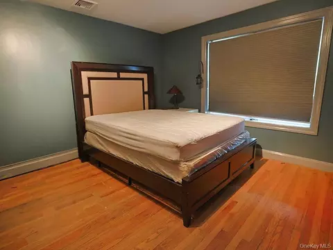 Bedroom - 44 Paglia Dr, Wallkill, NY 10932 photo 1 of 4