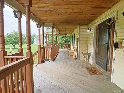 Exterior - 44 Paglia Dr, Wallkill, NY 10932 photo 7 of 7