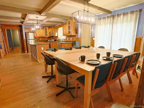 Dining - 44 Paglia Dr, Wallkill, NY 10932 photo 2 of 2