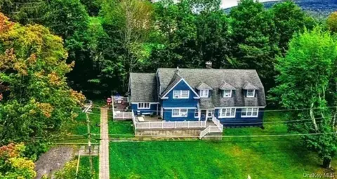 10 Spring St, Tannersville, NY 12485