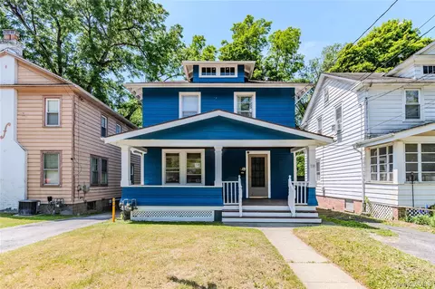 118 College Ave, Poughkeepsie, NY 12603