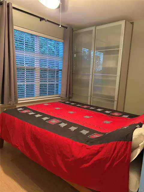 Bedroom - 1 Maler Ln, Patchogue, NY 11772 photo 2 of 4