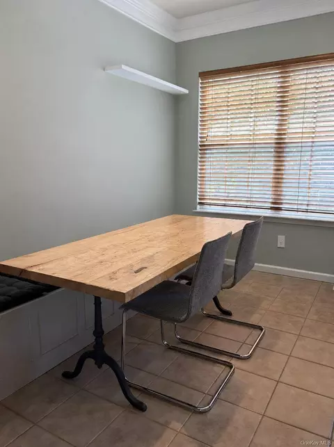 Dining - 1 Maler Ln, Patchogue, NY 11772 photo 1 of 1