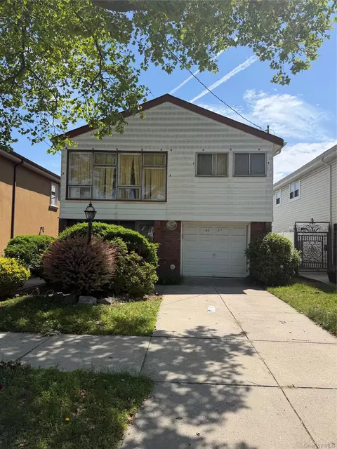 16007 87th St, Howard Beach, NY 11414