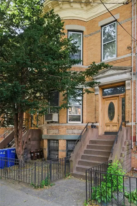 60-73 69th Ave, New York, NY 11385