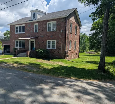 97 Rauch Rd, Cochecton, NY 12726