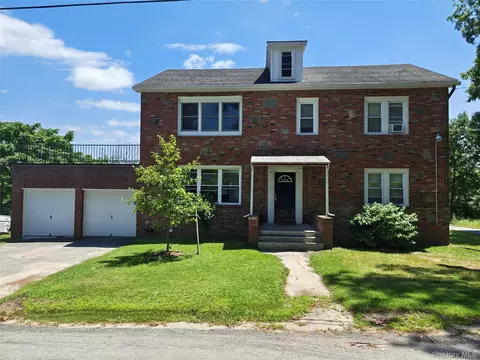 97 Rauch Rd, Cochecton, NY 12726