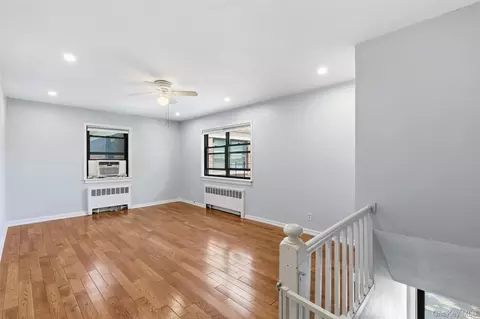 220-17 75th Ave #85A2, Oakland Gardens, NY 11364