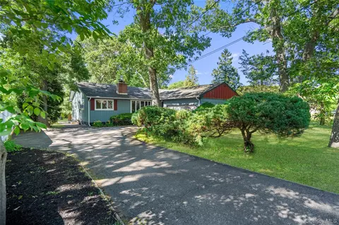 13 Simon Ave, Centereach, NY 11720