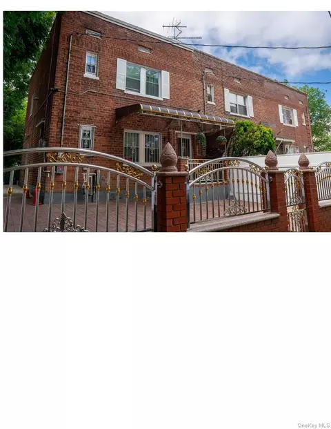 20608 116th Ave, New York, NY 11411