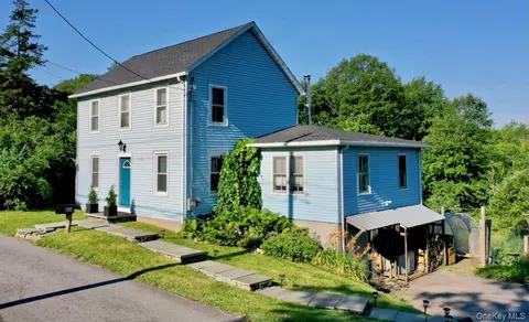434 Joys Ln, Hurley, NY 12443