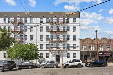 64-09 39 Ave #43, Woodside, NY 11377