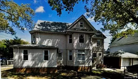 11602 91st Ave, New York, NY 11418