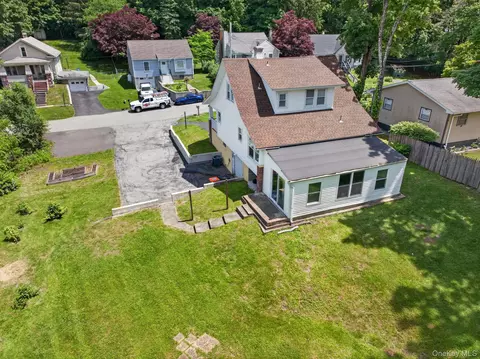 View/Area - 7 Walnut St, Poughkeepsie, NY 12601 photo 2 of 2