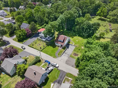 View/Area - 7 Walnut St, Poughkeepsie, NY 12601 photo 1 of 2