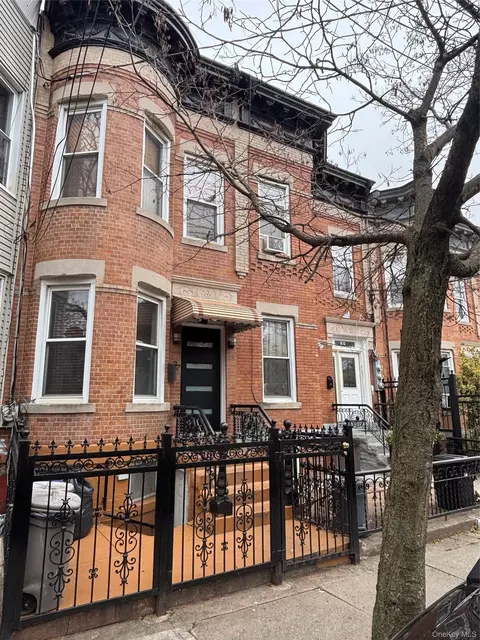 37 Grant Ave, Brooklyn, NY 11208