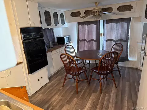 620 Montauk Hwy #25, Westhampton Beach, NY 11978