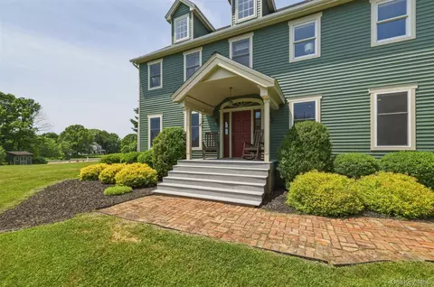 Exterior - 79 Millbrook Rd, Wallkill, NY 12589 photo 2 of 7