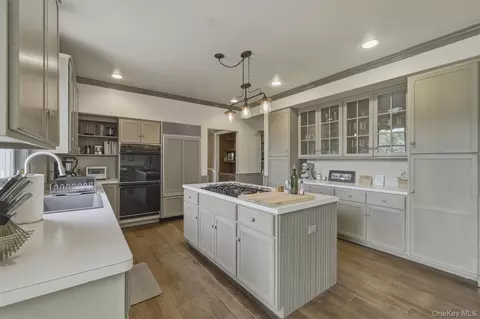 Kitchen - 79 Millbrook Rd, Wallkill, NY 12589 photo 5 of 5