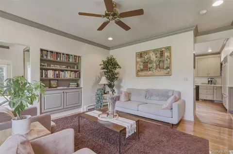 Living - 79 Millbrook Rd, Wallkill, NY 12589 photo 5 of 7