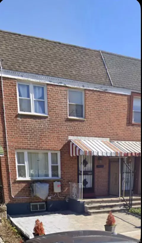 116-49 167th St, Jamaica, NY 11434