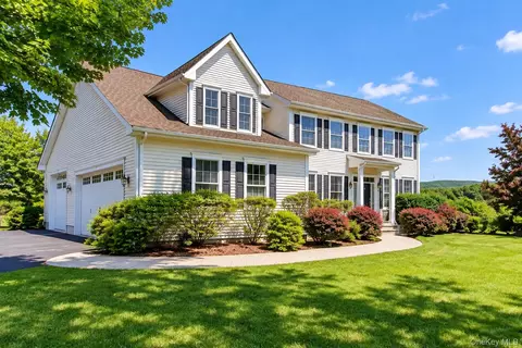 Exterior - 4 Augusta Ct, Monroe, NY 10950 photo 1 of 5