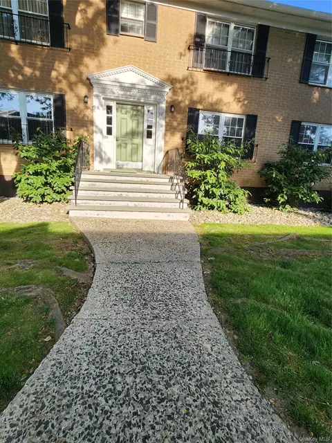 10 Somerset Dr #26K, Ramapo, NY 10901